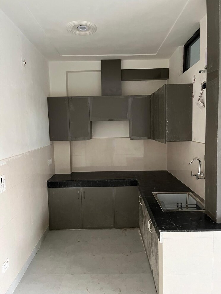 Kitchen, sector 23 1 Bedroom 600 Sq.Ft. Independent House In Sector 23 Gurgaon 8874402