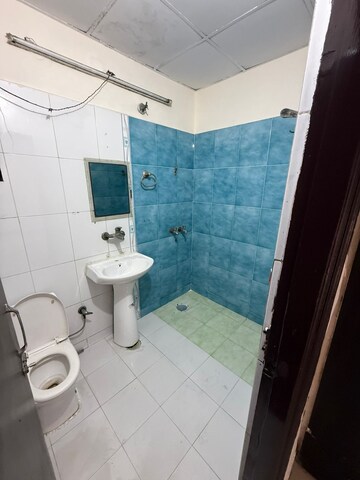 Bathroom in 2.5 BHK Apartment at SVP Gulmohur Residency, Indrapuram – for Rent
