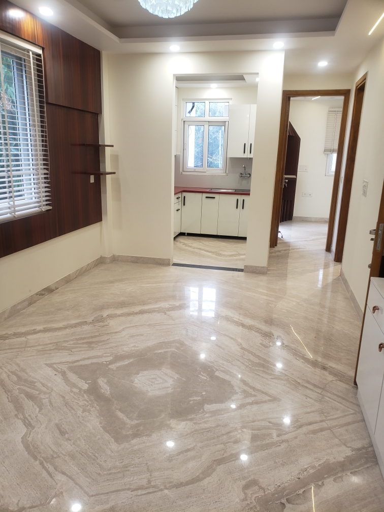 2 BHK Builder Floor For Rent in Tilak Nagar