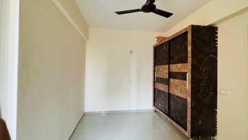 Building Lobby in 3 BHK Apartment at Wave Dream Homes, Wave City – for Rent