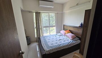 Bedroom in 2 BHK Apartment at Lodha Amara, Kolshet Road – for Rent