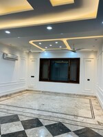 3 BHK 420 Sq.Yd. Builder Floor in Sector 27