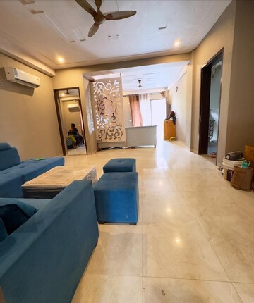 Living Room in 4 BHK Builder Floor at Sector 51 – for Rent