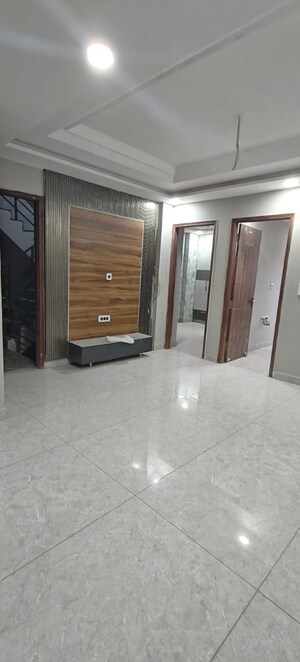 4 BHK Builder Floor For Sale in BPTP Eden Estate, Sector 81