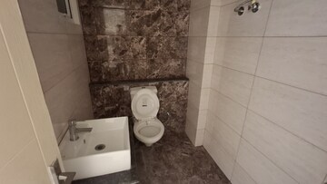 Bathroom in 3 BHK Apartment at Patiala Road – for Rent