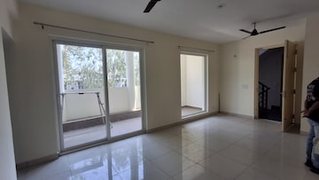 Room in 3 BHK Apartment at Patiala Road – for Rent