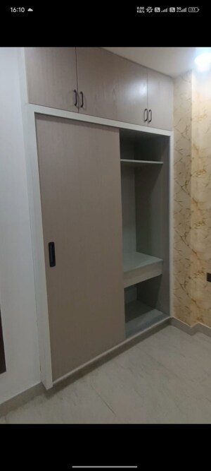 Furnished Amenities in 4 BHK Builder Floor at BPTP Eden Estate, Sector 81 – for Sale