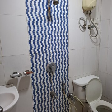 Bathroom in 2 BHK Apartment at RNA NG Suncity Phase III, Kandivali East – for Sale
