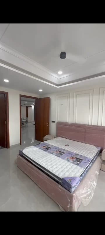 Bedroom in 4 BHK Apartment at BPTP Eden Estate, Sector 81 – for Sale