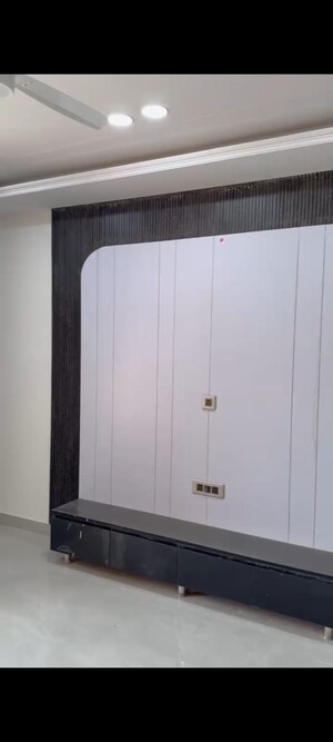 Building Lobby in 4 BHK Apartment at BPTP Eden Estate, Sector 81 – for Sale