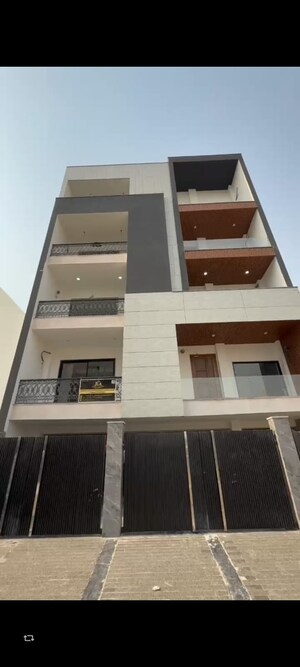 4 BHK Apartment For Sale in BPTP Eden Estate, Sector 81