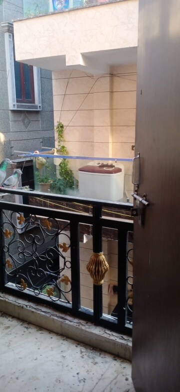 Balcony in 2 BHK Builder Floor at Laxmi Nagar – for Rent
