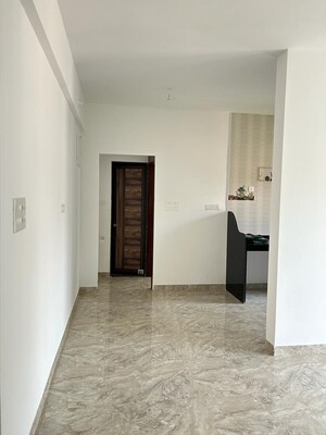 Room in 3 BHK Apartment at Navi Peth – for Sale