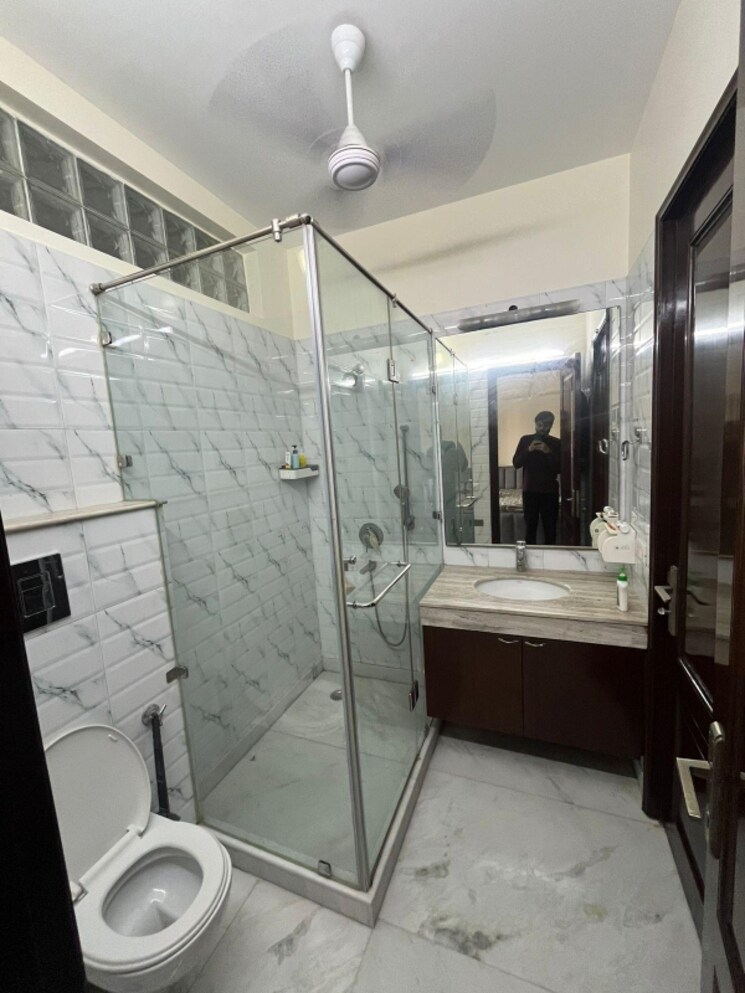 Master Bedroom, sector 28 3 Bedroom 250 Sq.Yd. Builder Floor In Sector 28 Gurgaon 8874782