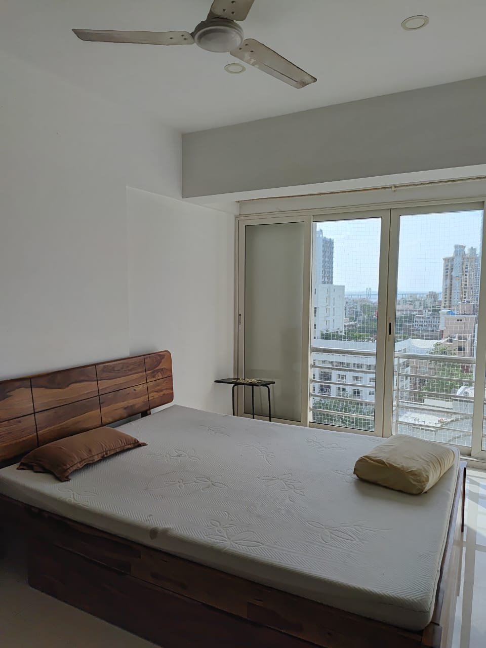 2 BHK 800 Sq.Ft. Apartment in Cosmos Majestic