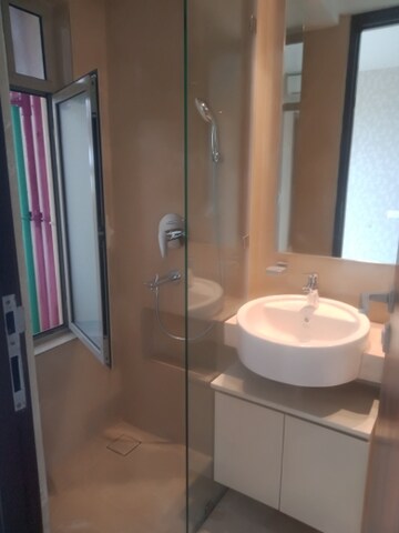 Bathroom in 1 BHK Apartment at Hiranandani Regent Hill, Powai – for Sale