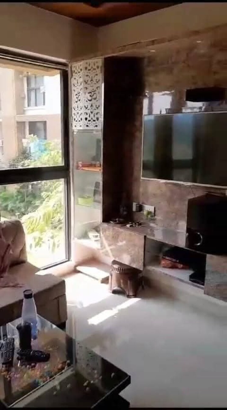 Living Room, lodha-crown-quality-homes 1 Bedroom 500 Sq.Ft. Apartment In Majiwada Thane 8874781