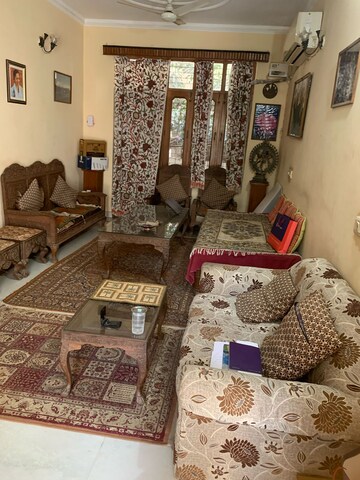 Living Room in 6 BHK Independent House at Palam Vihar Residents Association, Palam Vihar – for Sale