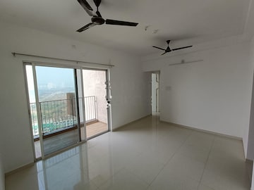 Room in 2 BHK Apartment at Godrej Boulevard, Manjari – for Rent