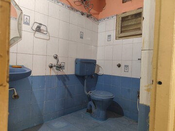 Bathroom in 3 BHK Apartment at Apoorva Paradise, Ramamurthy Nagar – for Rent