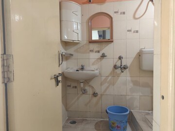 Bathroom in 3 BHK Apartment at Apoorva Paradise, Ramamurthy Nagar – for Rent