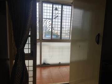 Room in 3 BHK Apartment at Apoorva Paradise, Ramamurthy Nagar – for Rent