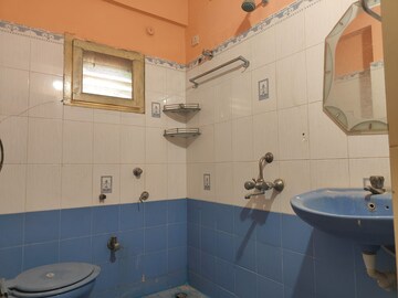 Bathroom in 3 BHK Apartment at Apoorva Paradise, Ramamurthy Nagar – for Rent
