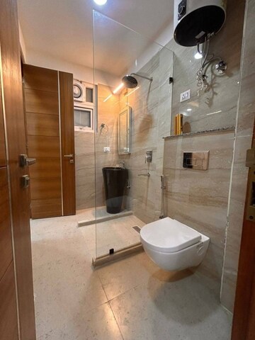 Bathroom in 1 BHK Builder Floor at Saket – for Rent