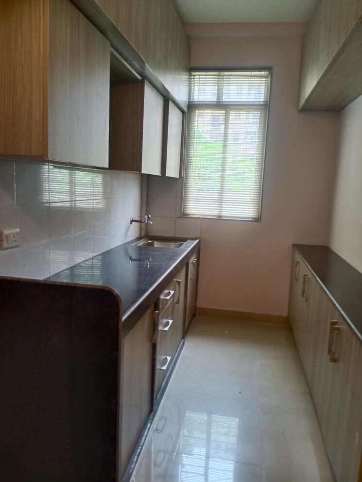 Kitchen, nirman vihar 2 Bedroom 600 Sq.Ft. Builder Floor In Nirman Vihar Delhi 8874844