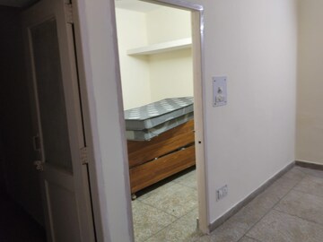 Bathroom in 1 BHK Builder Floor at Palam Vihar – for Rent