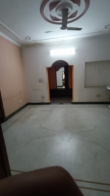 Room in 2 BHK Builder Floor at Sector 23a – for Rent