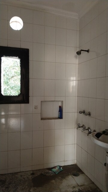 Bathroom in 2 BHK Apartment at Sarita Vihar Pocket-C RWA, Sarita Vihar – for Rent
