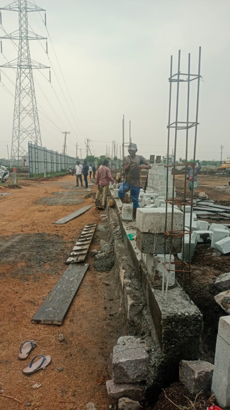 Exterior View, lb nagar  200 Sq.Yd. Plot In Lb Nagar Hyderabad 8875047