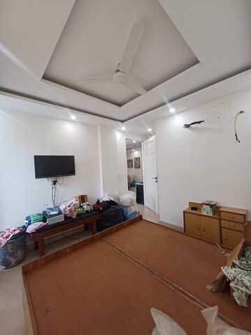 Bedroom in 3.5 BHK Villa at Sector 23 – for Rent