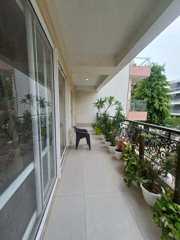 Balcony in 3.5 BHK Villa at Sector 23 – for Rent