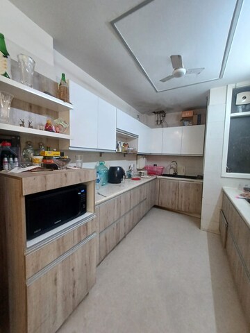 Kitchen in 3.5 BHK Villa at Sector 23 – for Rent