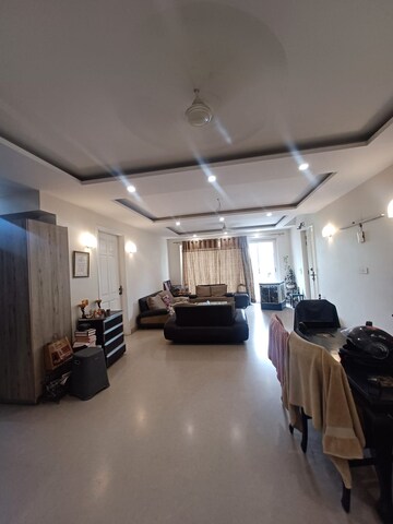 Living Room in 3.5 BHK Villa at Sector 23 – for Rent