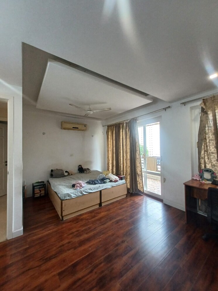 Living Room, sector 23 3.5 Bedroom 1500 Sq.Ft. Villa In Sector 23 Gurgaon 8875113