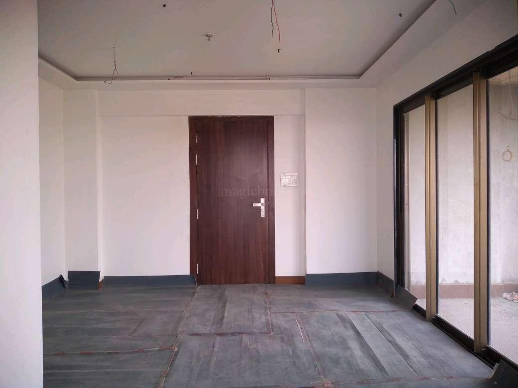 2 BHK + Pooja Room,Servant Room Apartment For Sale in Neumec Shreeji Towers