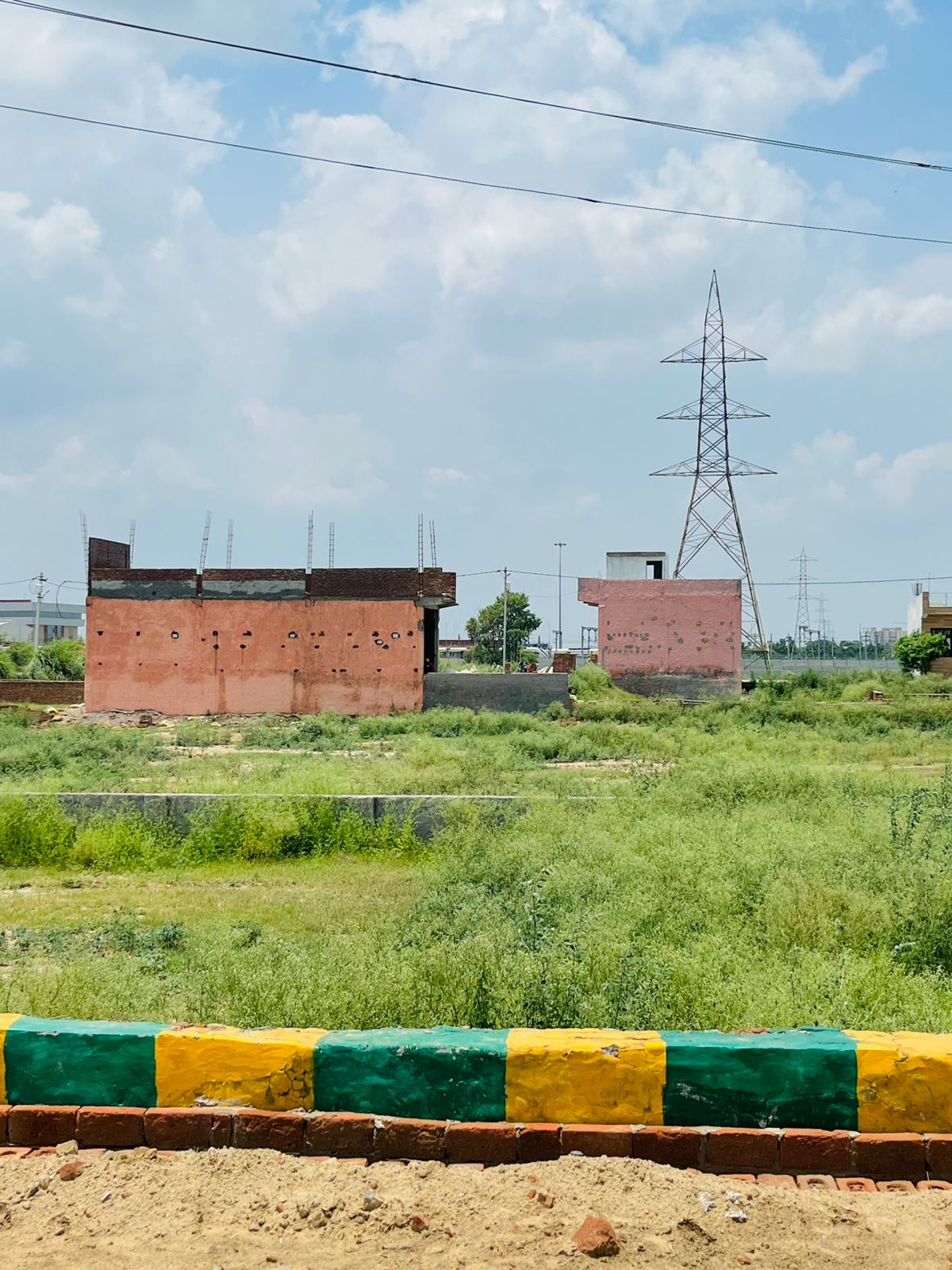 Plot For Sale in Sega Enclave