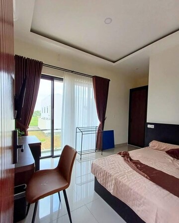 Master Bedroom in 2.5 BHK Builder Floor at Sector 35 – for Sale