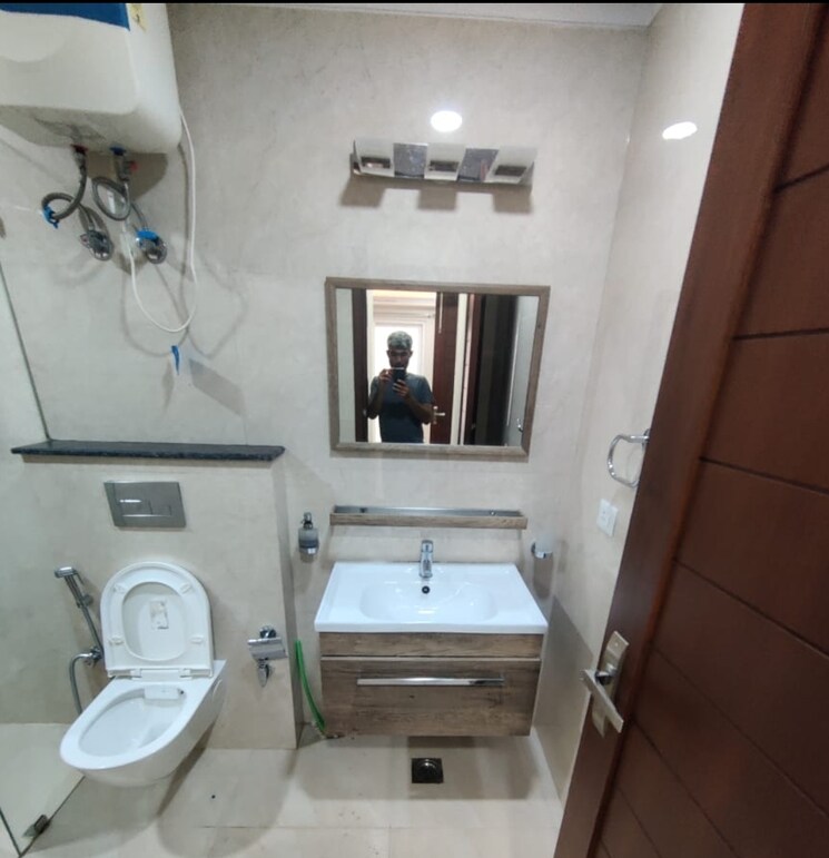 Master Bedroom, palam vihar 3 Bedroom 1900 Sq.Ft. Builder Floor In Palam Vihar Gurgaon 8875190