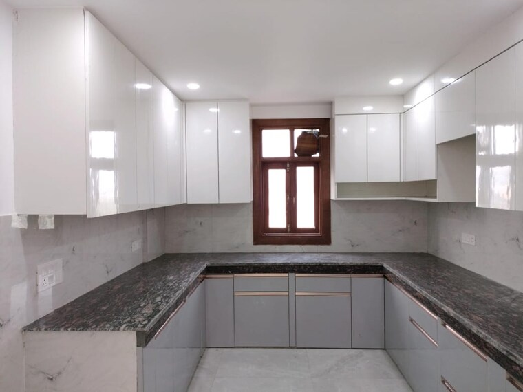Kitchen, mahavir enclave 2.5 Bedroom 125 Sq.Yd. Builder Floor In Mahavir Enclave Delhi 8875175