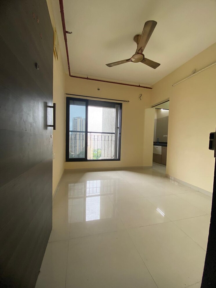 Room, dosti-desire 1 Bedroom 297 Sq.Ft. Apartment In Brahmand Thane 8875246
