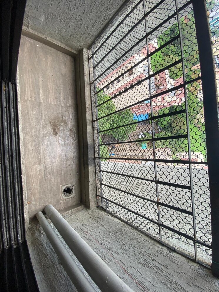 Balcony, dosti-desire 1 Bedroom 297 Sq.Ft. Apartment In Brahmand Thane 8875246