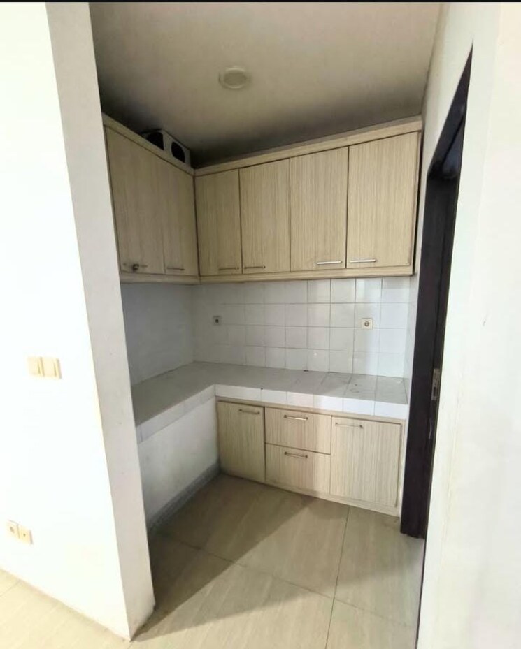 Kitchen, sector 35 3 Bedroom 2700 Sq.Ft. Builder Floor In Sector 35 Faridabad 8875268