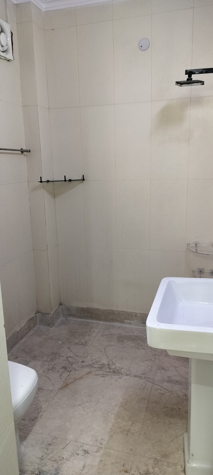 Bathroom, rwa-apartments-sector-41 3 Bedroom 180 Sq.Mt. Independent House In Sector 41 Noida 8875282
