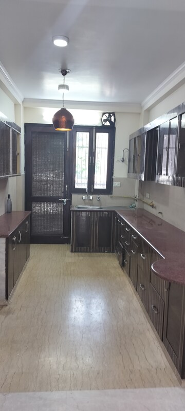 Kitchen in 3 BHK Independent House at RWA Apartments Sector 41, Sector 41 – for Rent