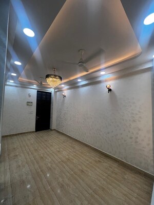 Room in 3 BHK Builder Floor at Vaishali Sector 4 – for Sale