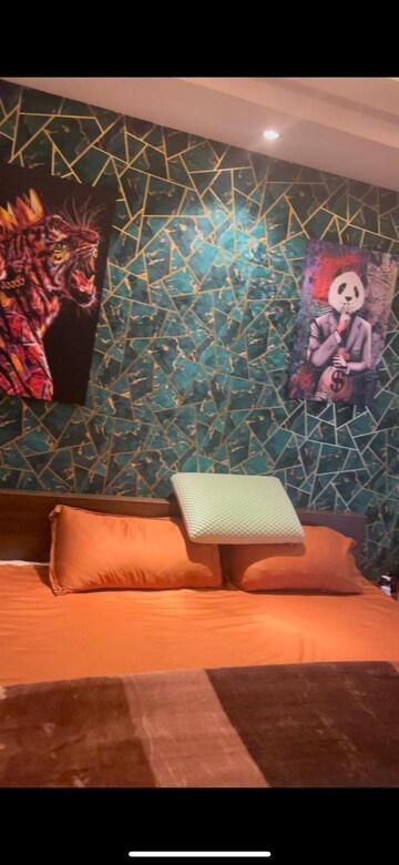 Furnished Amenities in 3 BHK Builder Floor at Hauz Khas – for Rent